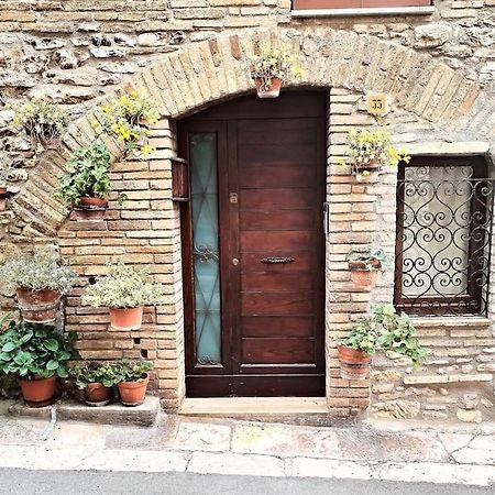 Appartamento Nonna Milde Assisi Esterno foto